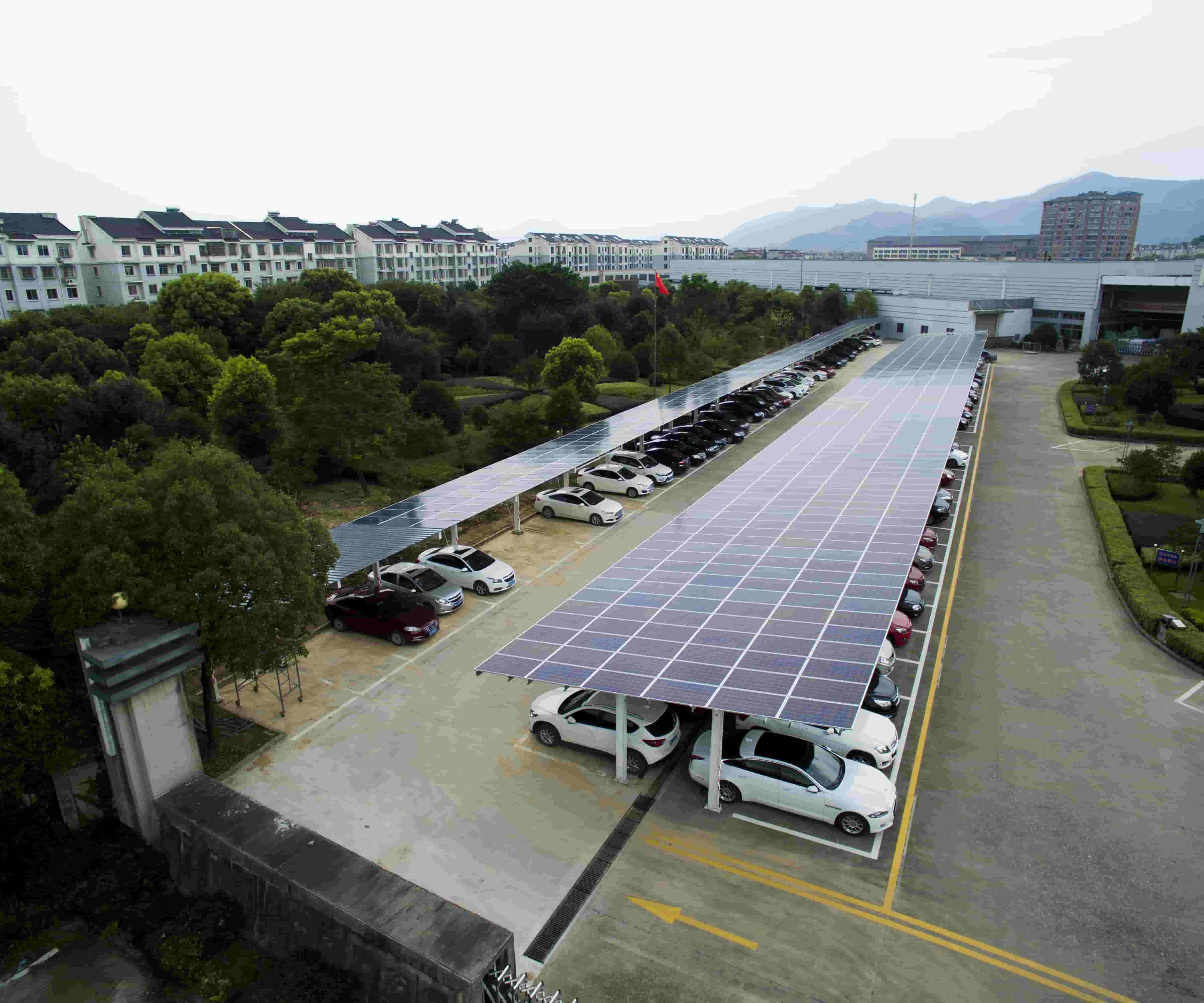 일본의 34KW Solar Carport 프로젝트